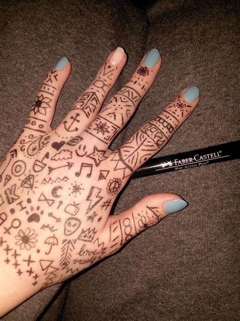 doodle hand|aesthetic hand doodles.